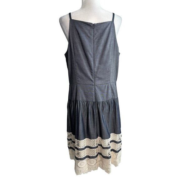 Ann Taylor Tiered Cream Lace Hem Chambray Sleeveless Dress Women's Size 14 - Picture 8 of 9